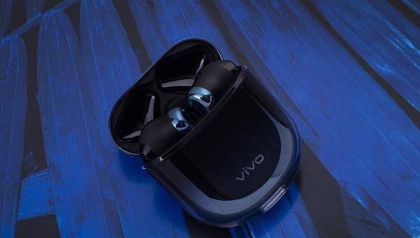 vivotws真无线耳机评测:身材娇小下的功夫却不少_蓝牙_盖子_材质