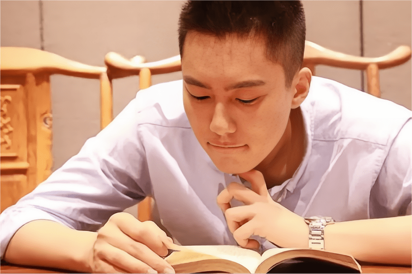 年,李柘远放弃保送清华,口出狂言考耶鲁,今成全校骄傲_外公_方法_李拓