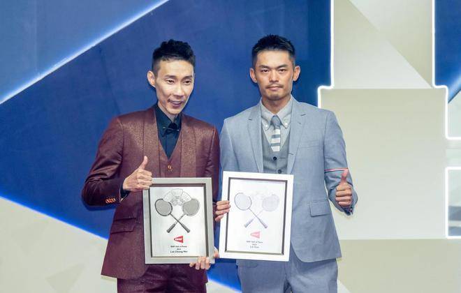 值得一提的是,李宗伟退役之后一直和病魔作斗争,所以身体体重下滑明显