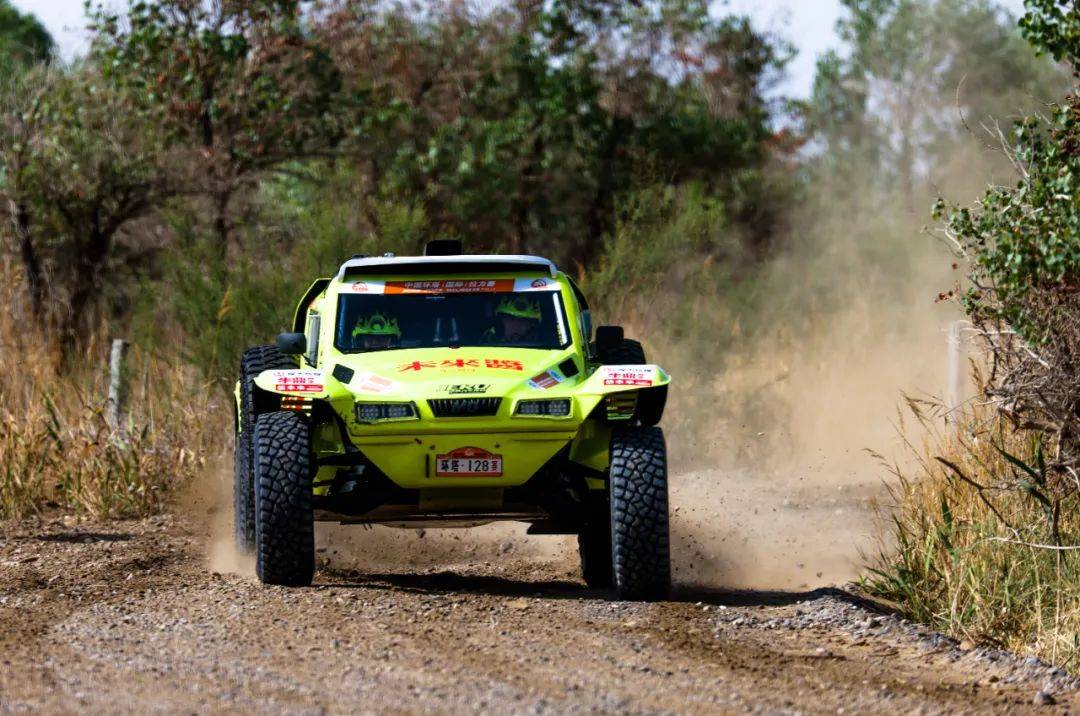 环塔拉力赛 | 一波三折再遇赛车故障 吉源未来酱车队不放弃_赛段