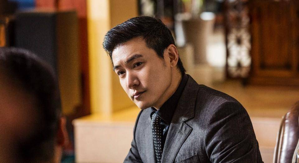 的海岩剧还是很带收视的,有力捧的大腿可以抱陆毅自然比一般男星要