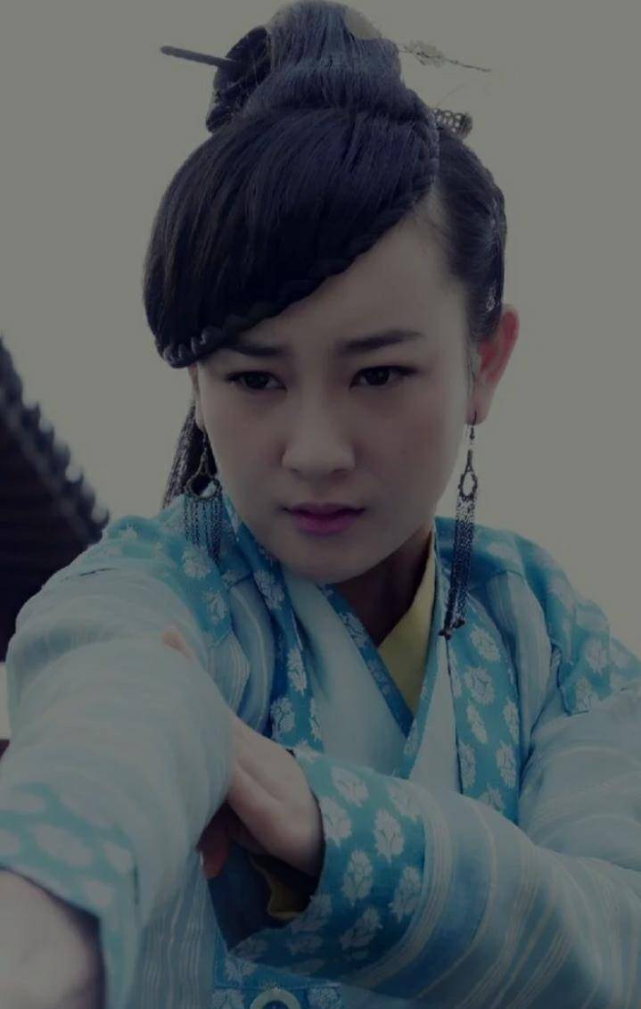 参演《夏家三千金》的张檬,近日传言正在备孕中要当妈妈了_张萌萌