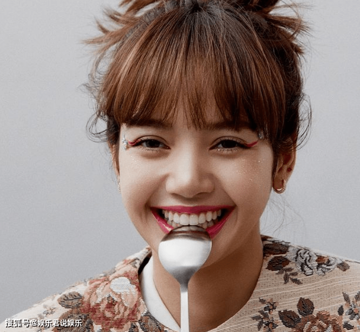 关于lisa你不知道的8件事,演唱会上罕见动怒只为保护jennie和她_刘海