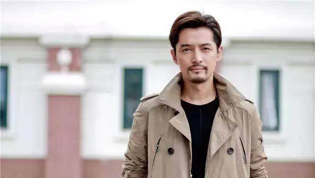 但是张艺兴的胡子造型真的很失败!_妹妹_杨洋_大叔