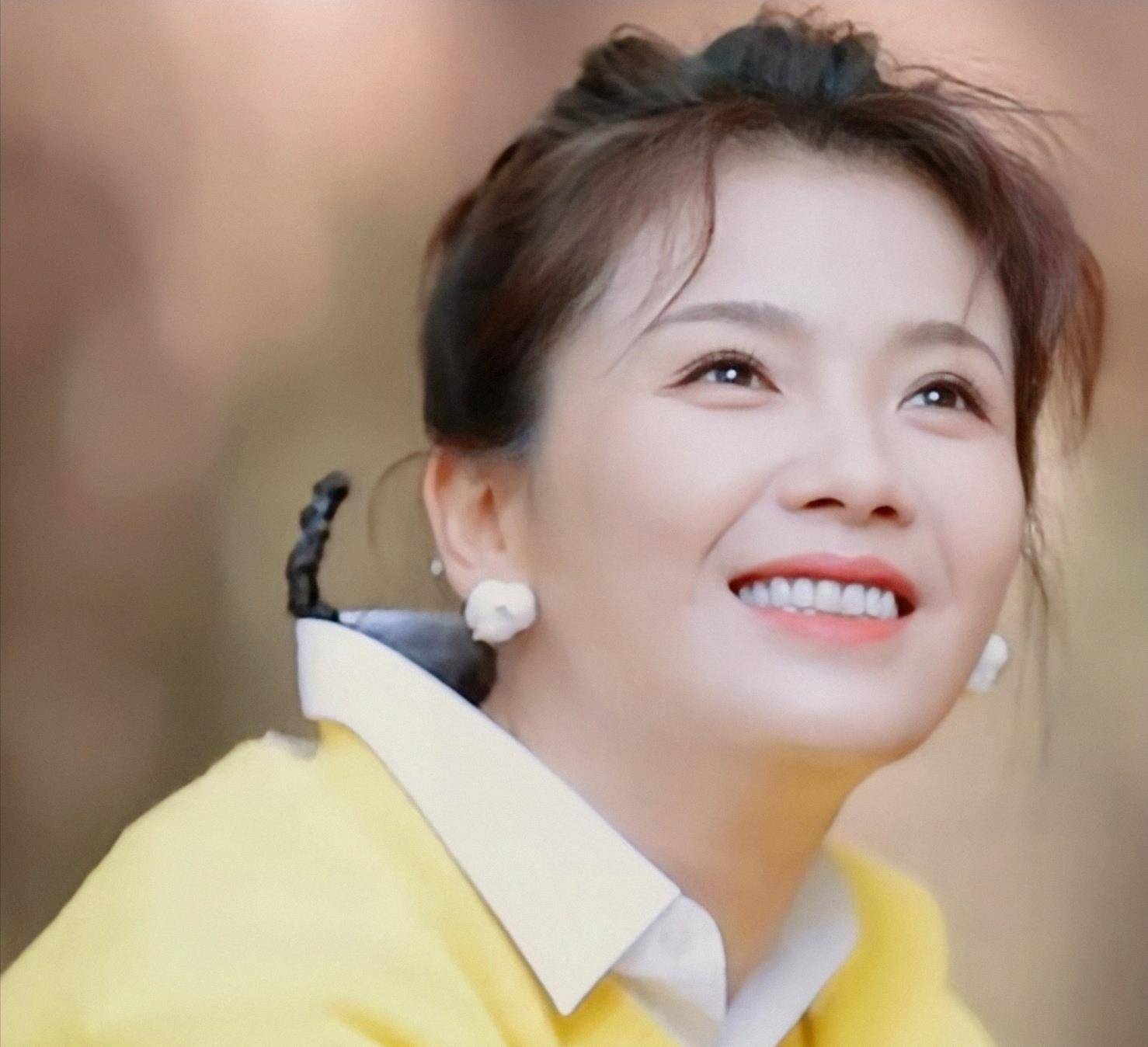 秦海璐,一个让妻子们都"酸"的女人,蒋勤勤被误会最深:有点冤_刘涛
