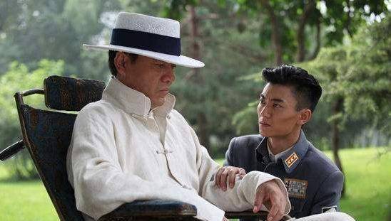 陈宝国拍戏拖家带口晚节不保,如今李幼斌因《因法之名》亦如此!