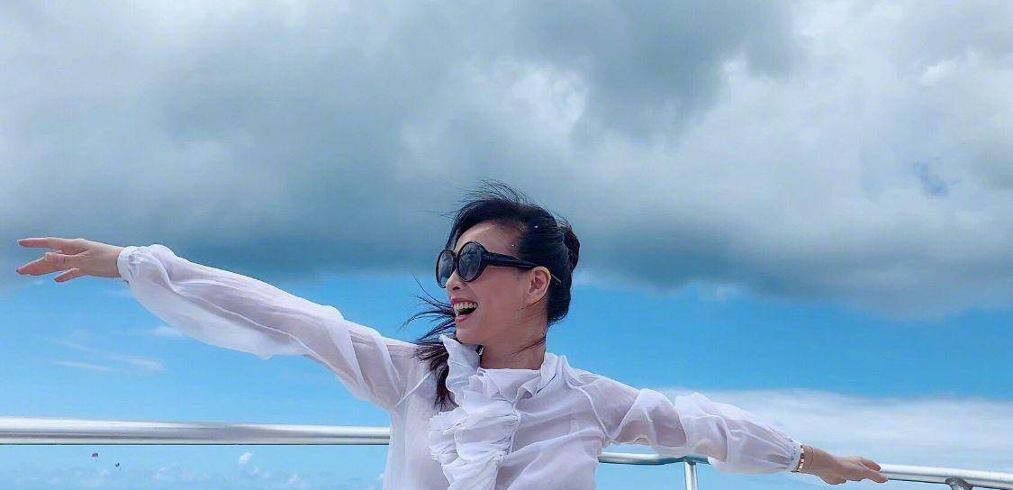 曾经身价百亿的张庭,如今一口气注销九家公司,惹得外界议论纷纷_张婷