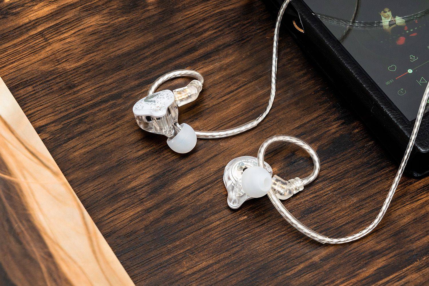 百元HiFi耳机香不香?来看体验,锦瑟香也SUPER TFZ LIVE 1 PRO评测