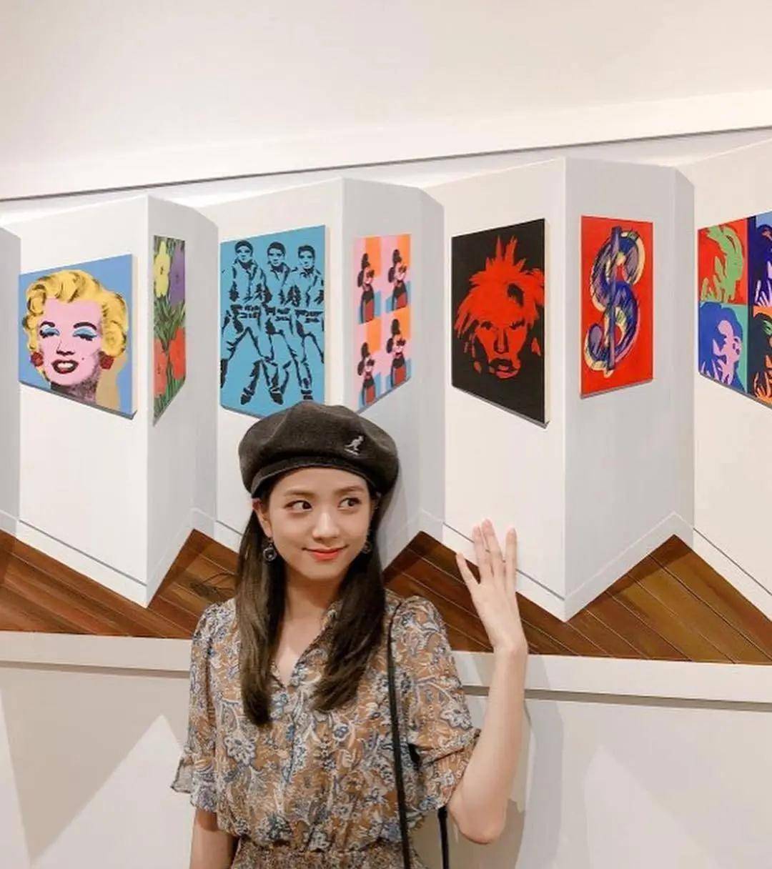 从blackpink小糊咖到dior千金,jisoo越来越会穿了_显得_元素_时候