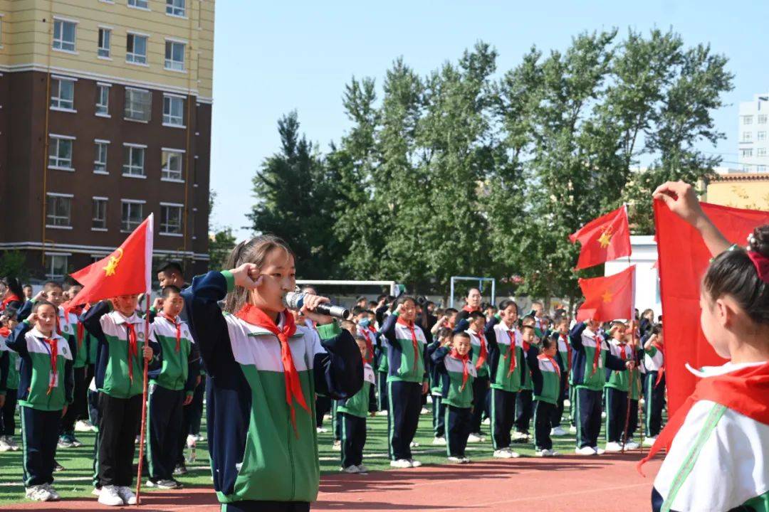 额敏县第二小学图片图片