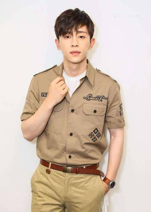 邓伦微博里竟藏着他4段恋情的点滴细节!