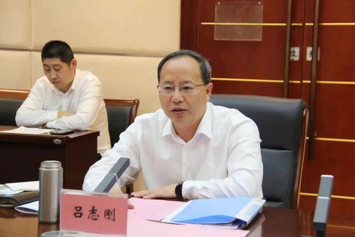 新城控股董事长王晓松:2023吾悦新开项目落户卧龙区_发展_合作_商业