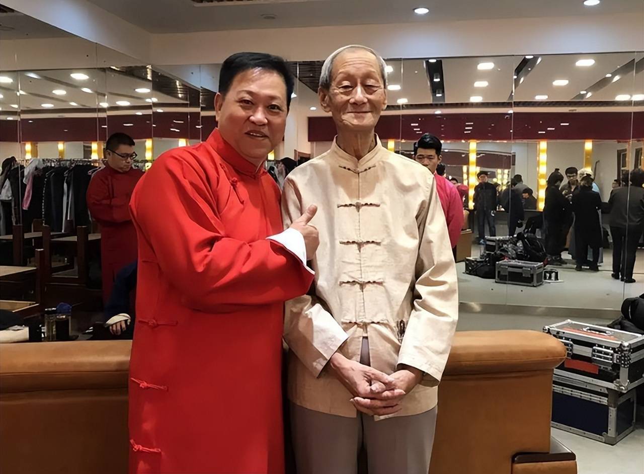 相声界辈分最大的艺人之一,田立禾在天津的影响力,丝毫不弱于杨少华