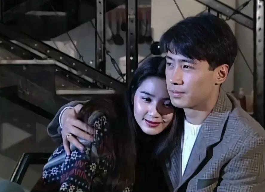 发现58年的苗侨伟和66年的黎明如今长的有点像,年轻时二帅并不像_杨康