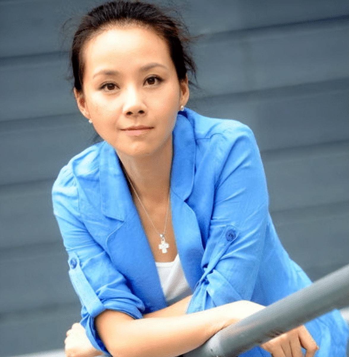 如果放在一般人身上,早就出来"打脸"了,反而是事件中的两人陈坤和何琳