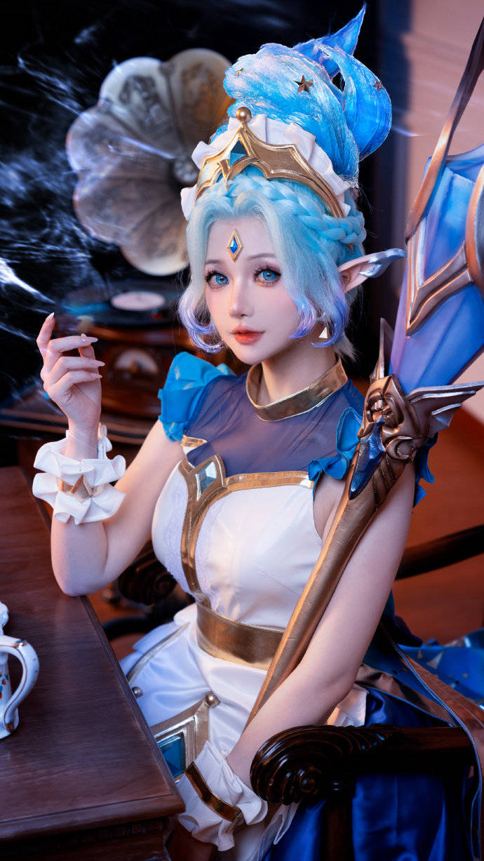cos:金铲铲之战至臻风女迦娜cosplay正片17p-露儿大魔王_伊喵_白嫖