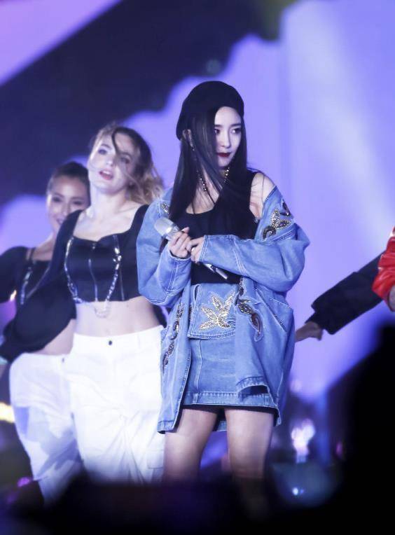 多年未开口唱歌后,杨幂实力演唱野狼迪斯科,惊艳一如当年_观众_演技