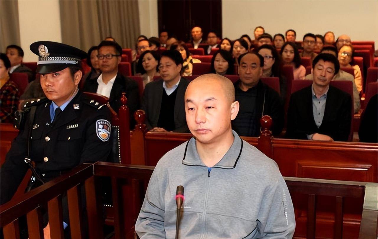 贪腐近4000万,"呼格案"专案组长冯志明的恶行,比你想得更恶劣_赵志红