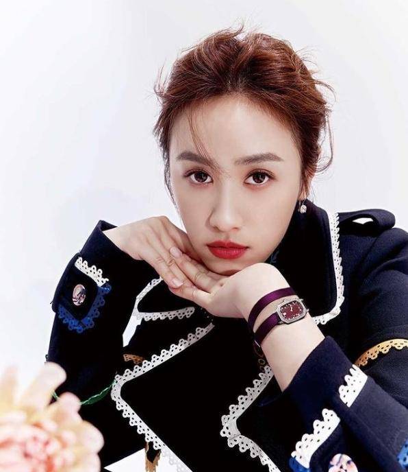 吴姗儒晒出5张优雅性感照片吸引2万人朝圣_生产_情绪_国泰医院