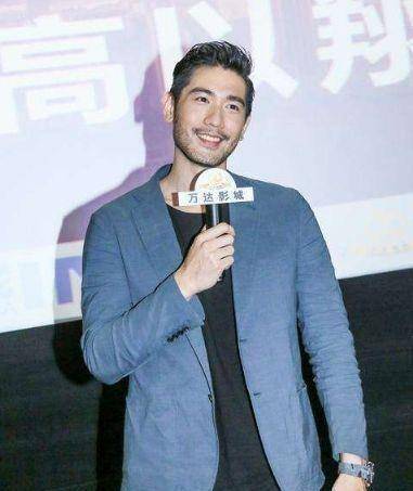 高以翔荣获电视剧大赏的第一名!成为他最后的成就,迟到的温柔!