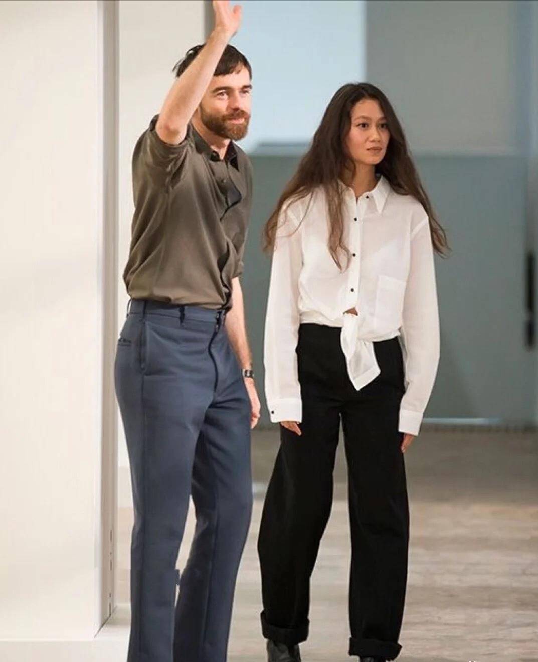 sarahlinhtran在生活中非常谦虚.