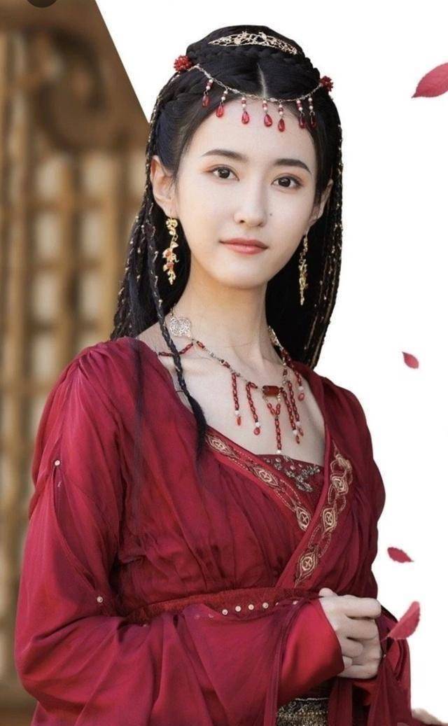 卫莱冷门出场却异常惊艳,段雪薇更甚_剧中_美女_扮相