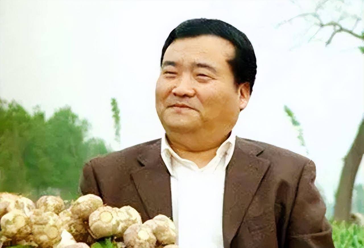 小焦书记焦跃进:焦裕禄次子,颇有父亲的风范,亲自进京推销大蒜_杞县