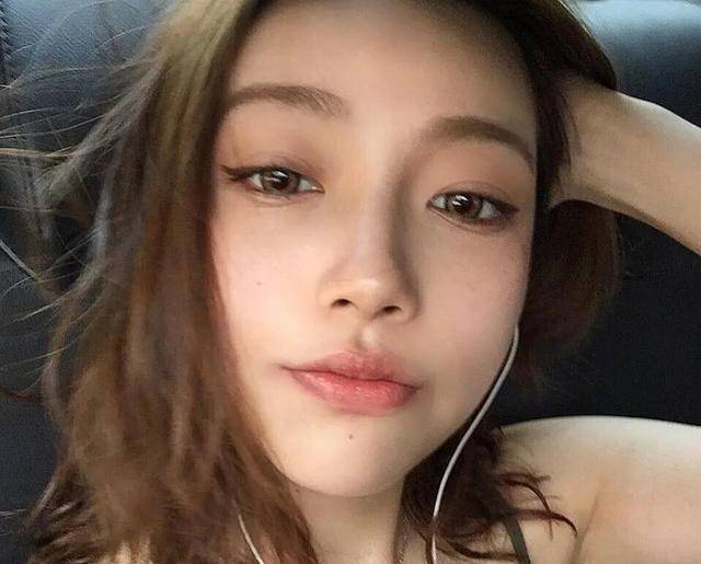 现在越来越像她姐了_雷婉婷_眉毛_俩人