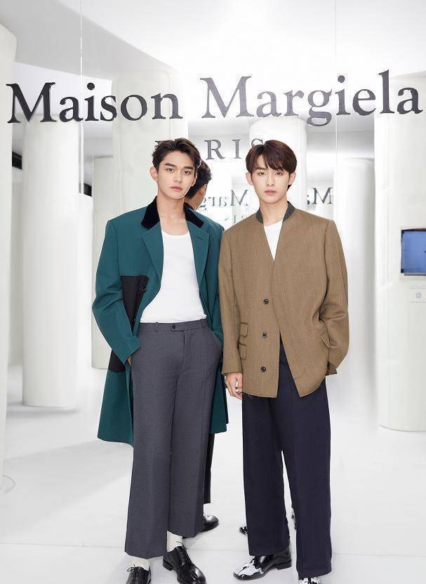 黄旭熙,董思成生图齐上热搜,不愧是李秀满出的视觉分队!