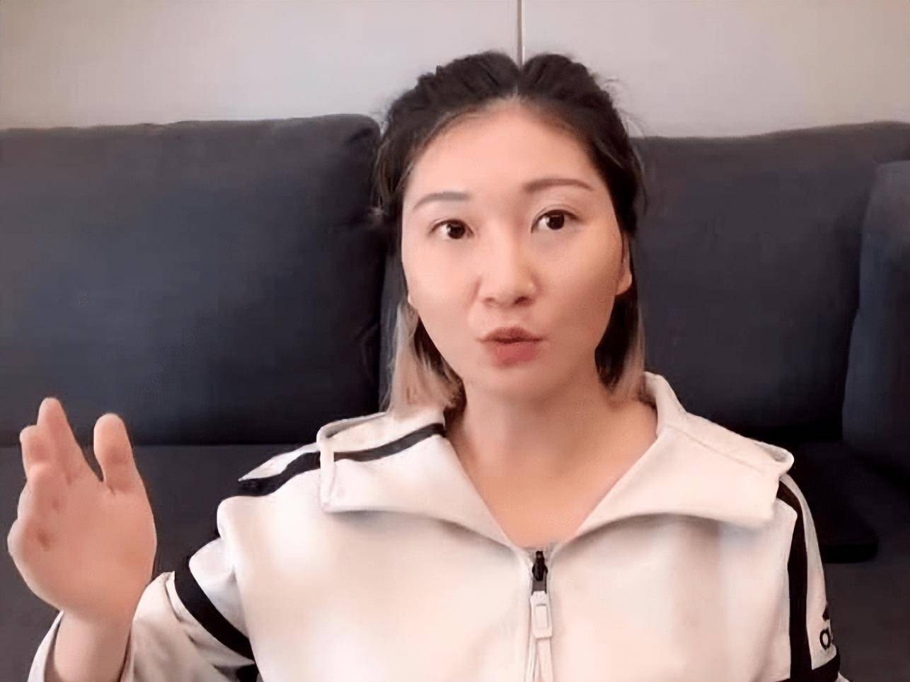 4年前被丈夫推下悬崖,侥幸生还的孕妇王暖暖,现在怎么样了_小东_肚子