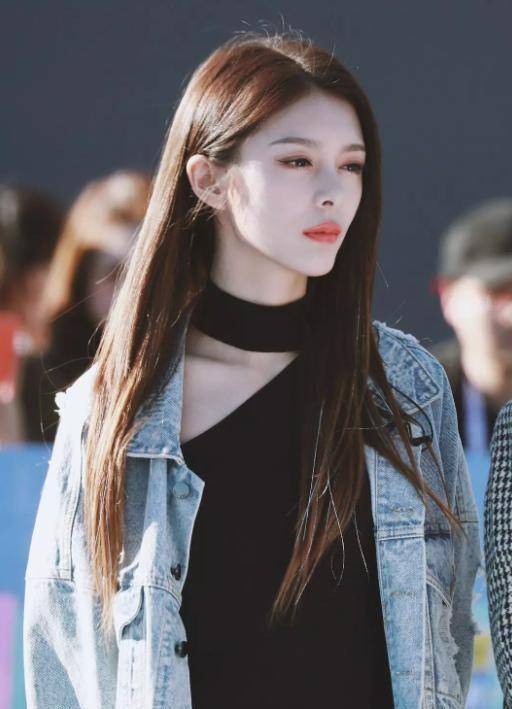 火箭私服pk:紫宁成大妈,徐梦洁下半身好壮,吴宣仪让人眼前一亮_yamy