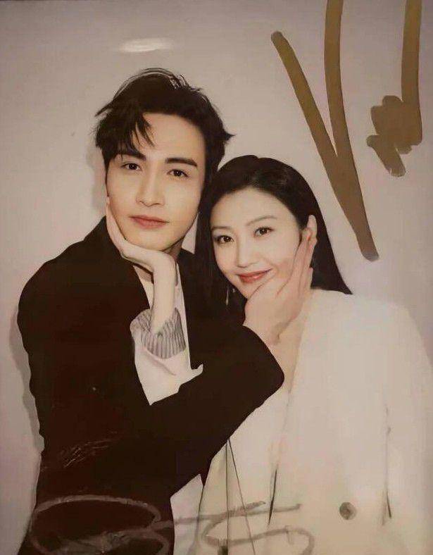 景甜张彬彬参加《快本》,网友:赶快二搭!_合体_电视剧_游戏