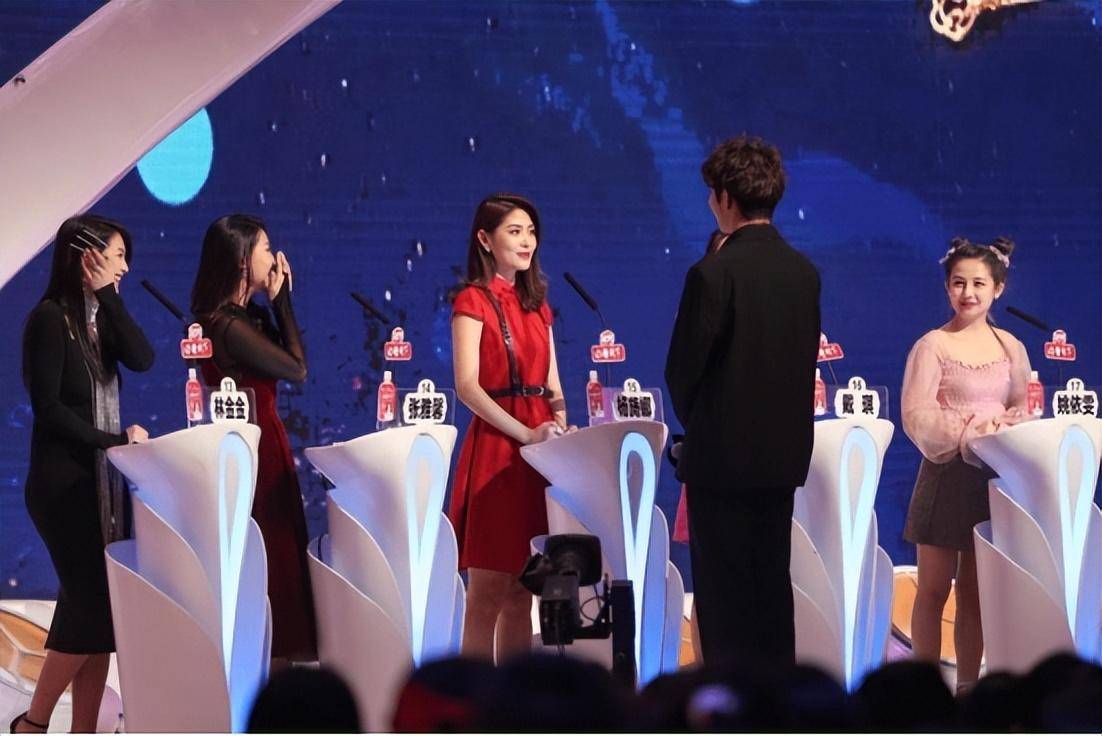 假身份,假牵手,《非诚勿扰》骗了观众13年,幕后全是交易?