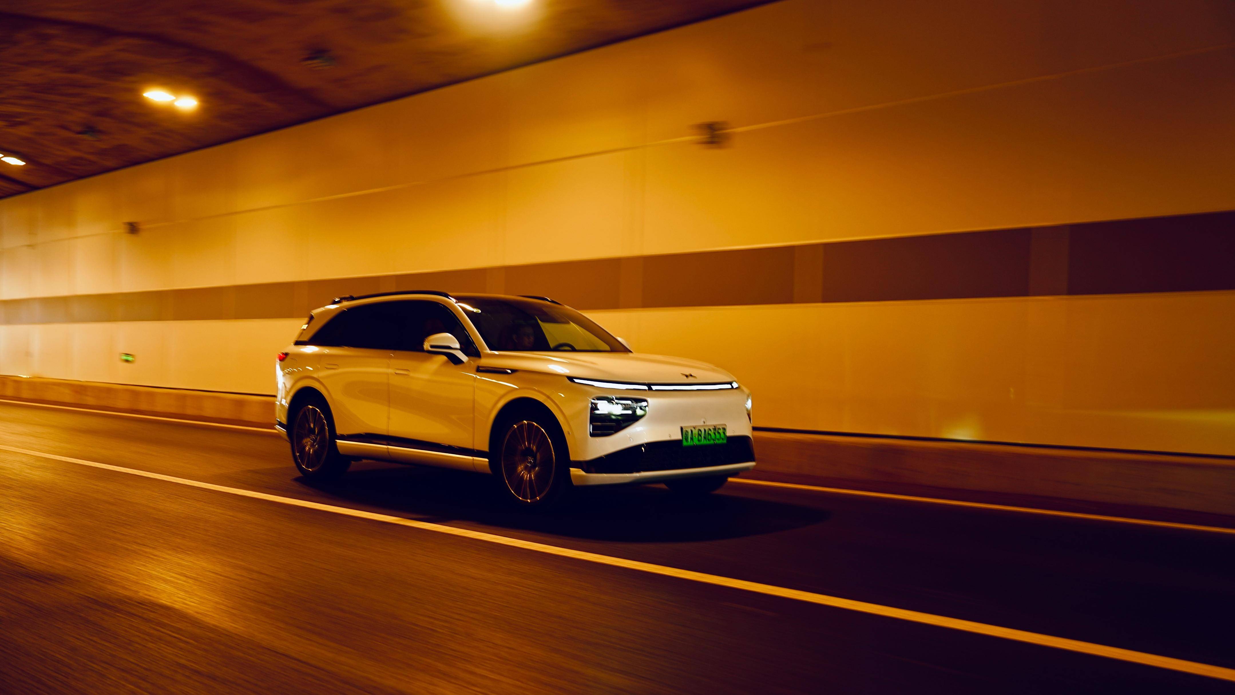 试驾|小鹏g9性能版,产品力很"卷",试了才懂真香?_搜狐汽车_搜狐网