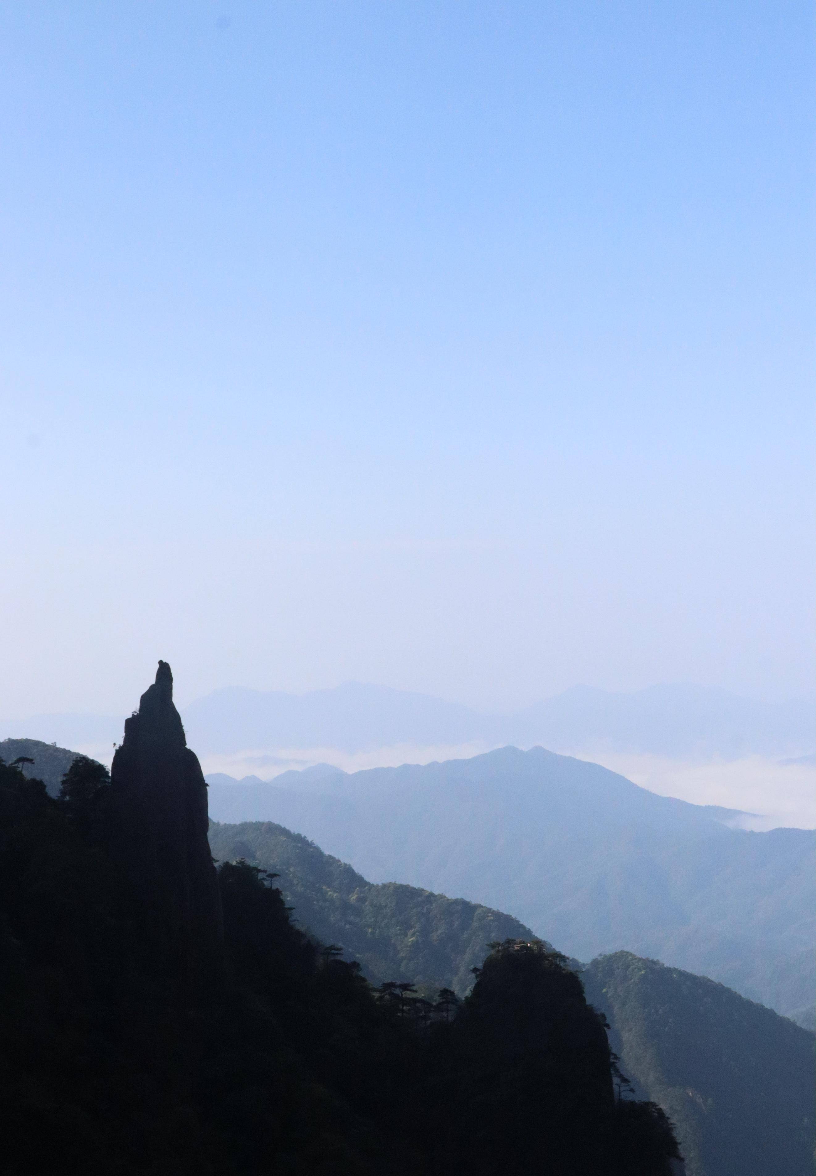 大自然的鬼斧神工的杰作,比如,东方女神,巨蟒出山,猴王献宝,玉女开怀