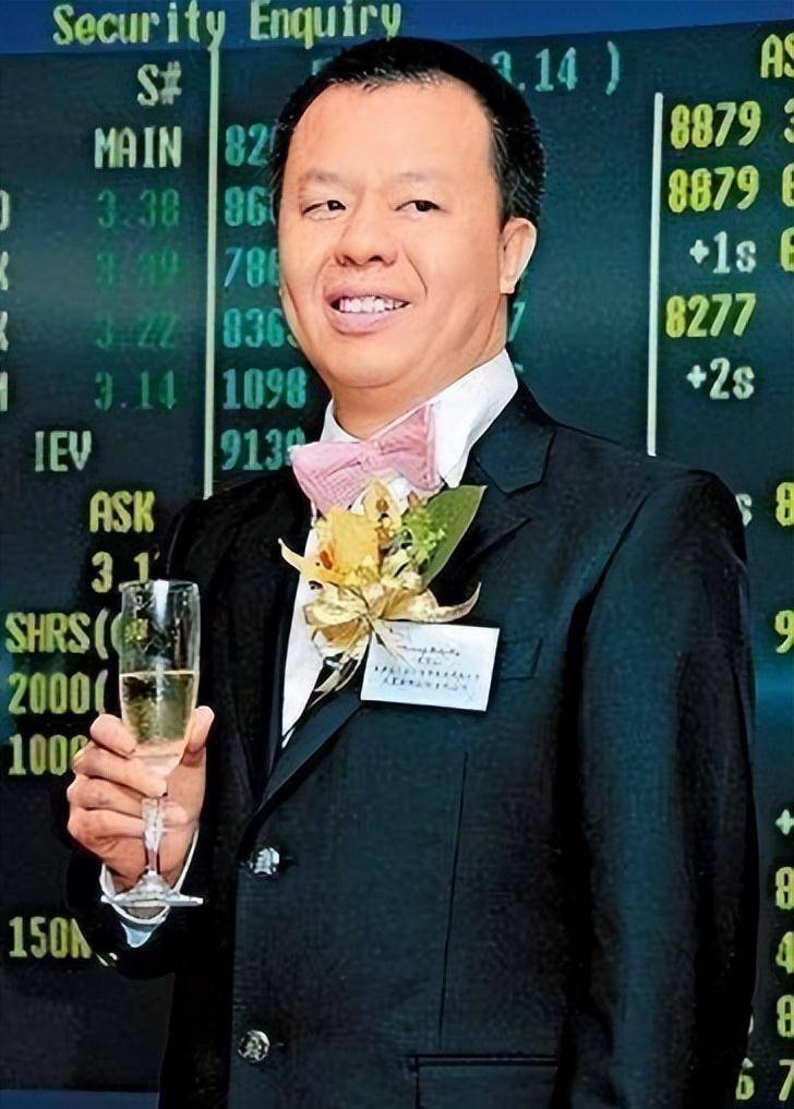 一个人的环境会决定很多东西使人成长,更可能会改变