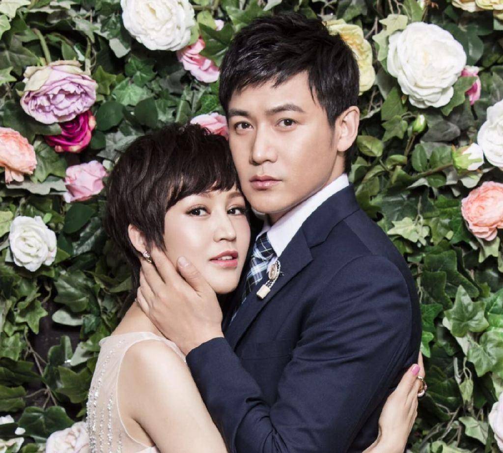 陆毅老婆与女儿拍亲子照,12岁女儿竹竿腿太逆天,赶上一米七妈妈_时尚