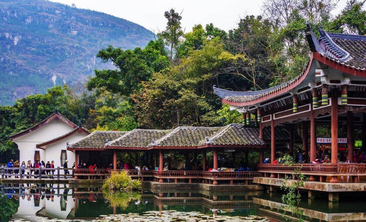 原创            贵州适合6月份旅游的十大最佳景点排名-6月适合去贵州吗