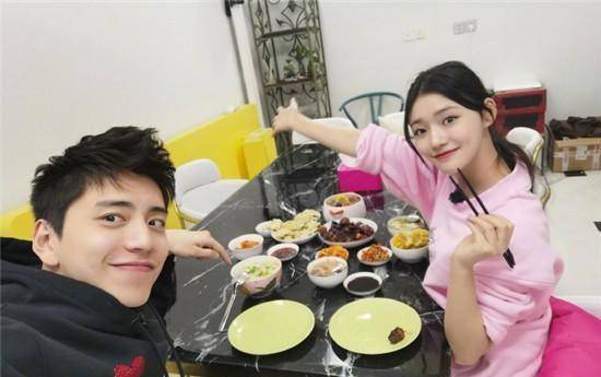 林允称王大陆不是男朋友,女方父母那边有阻力?二人蛮般配的!