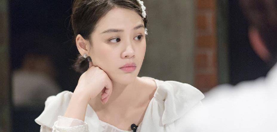 现男友张哲轩作为盘尼西林乐队的主唱,但风评不是很好,被网友扒出了