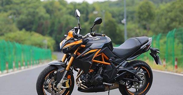 光阳首款双缸街车,力压川崎z400,更丰富配置,更低廉的价格_搜狐汽车