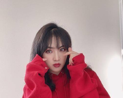 毛晓彤被赞多公主抱《将军诺》超好看_马尾_钱掌柜_网友