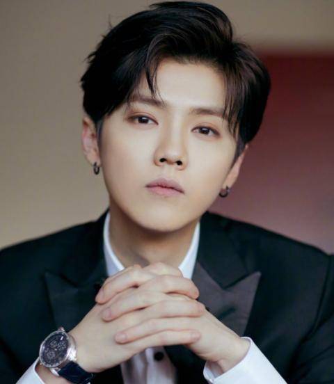 鹿晗以《穿越火线》大获好评,张萌理由,网友:无法反驳_角色_吴磊_演技