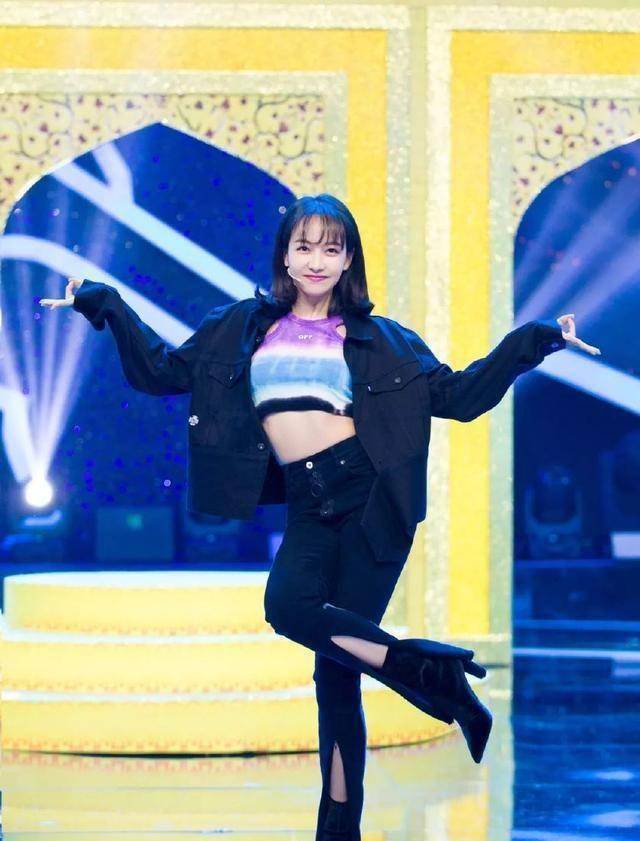 那么会跳舞的宋茜,为何害怕别人cue她跳舞?_表演_容嬷嬷_舞台