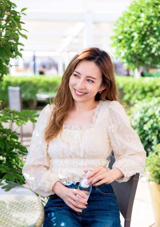 tvb《灵戏逼人》将与观众见面,龚嘉欣与张振朗上演人鬼恋_刘颖镟_剧中