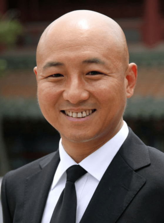 唐平的加入让周小欧的生活发生了翻天覆地的变化,周晓鸥是零点乐队的