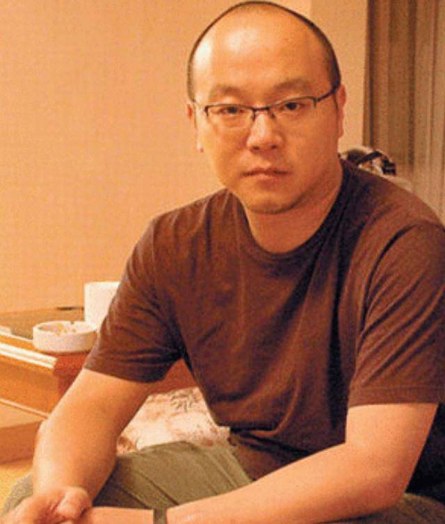 窦唯:愧对王菲和高原的爱,分手后给两个女儿准备的嫁妆让人感动_黑豹