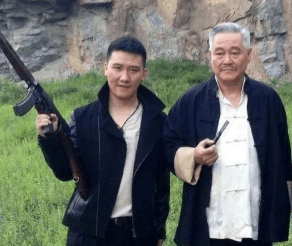 胖丫:赵本山是她师父,杨树林是她丈夫,曾入狱3年,现状如何?