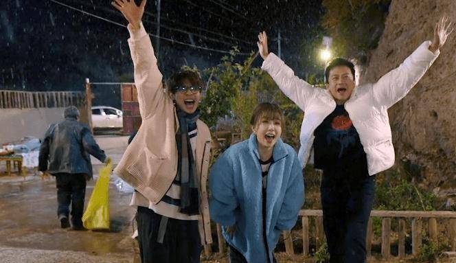 其中呢,陈赫鹿晗邓超,肯定是跑男的代表,王晨艺和张颜齐呢,算是五哈的