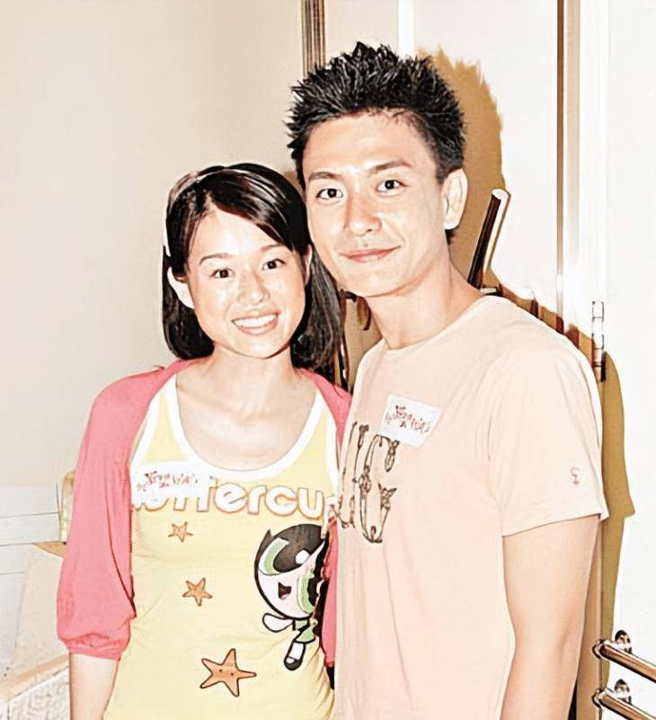 胡杏儿和黄宗泽分手10年,一个家庭幸福,一个41岁依然未婚_俩人_外貌
